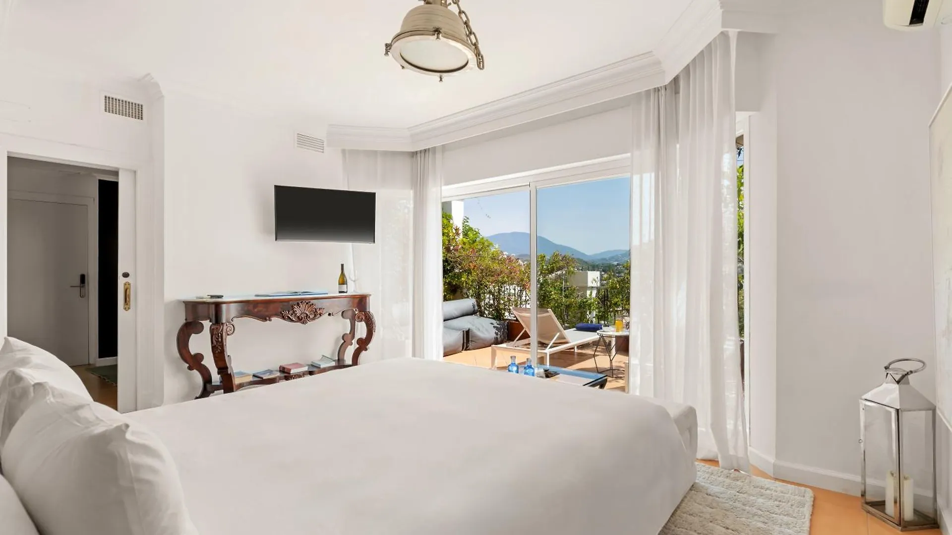 Hotel Molo Luxury Suites Puerto Banus Marbellac Espagne