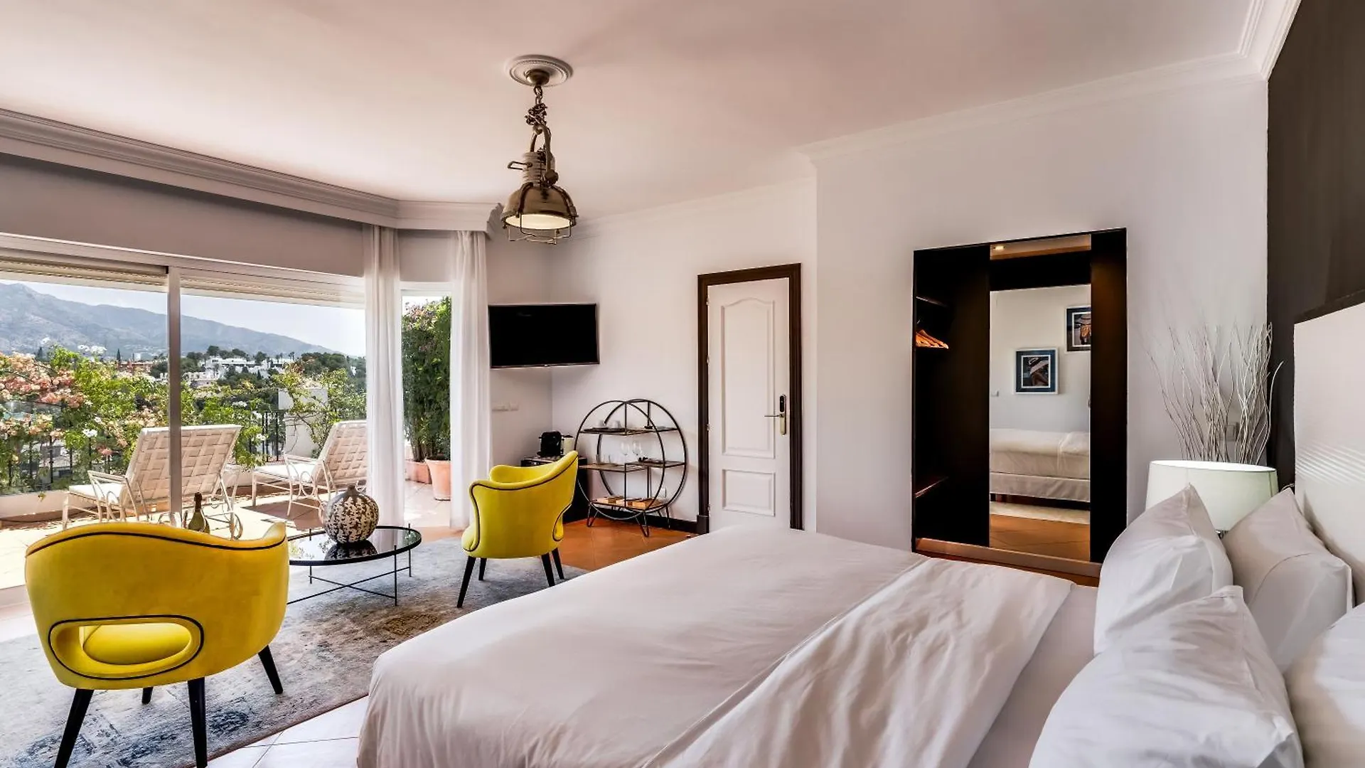 Molo Luxury Suites Puerto Banus 马尔韦利亚
