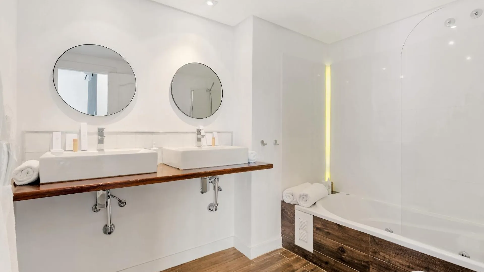 Molo Luxury Suites Puerto Banus 马尔韦利亚 西班牙