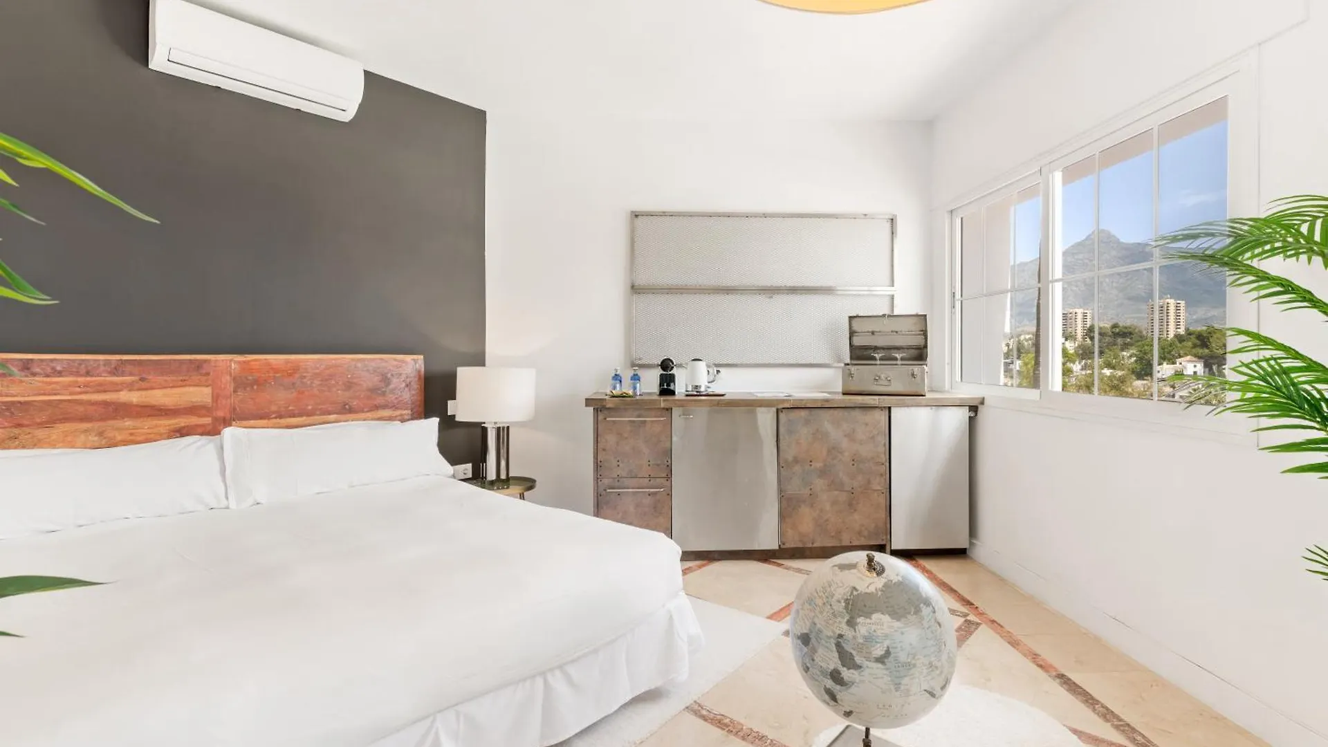 Molo Luxury Suites Puerto Banus 马尔韦利亚 酒店